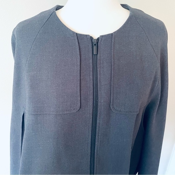 ✨ Halogen Cape Jacket – Elegant A-Line Zip-Up in Dark Gray, Size S - Picture 7 of 9